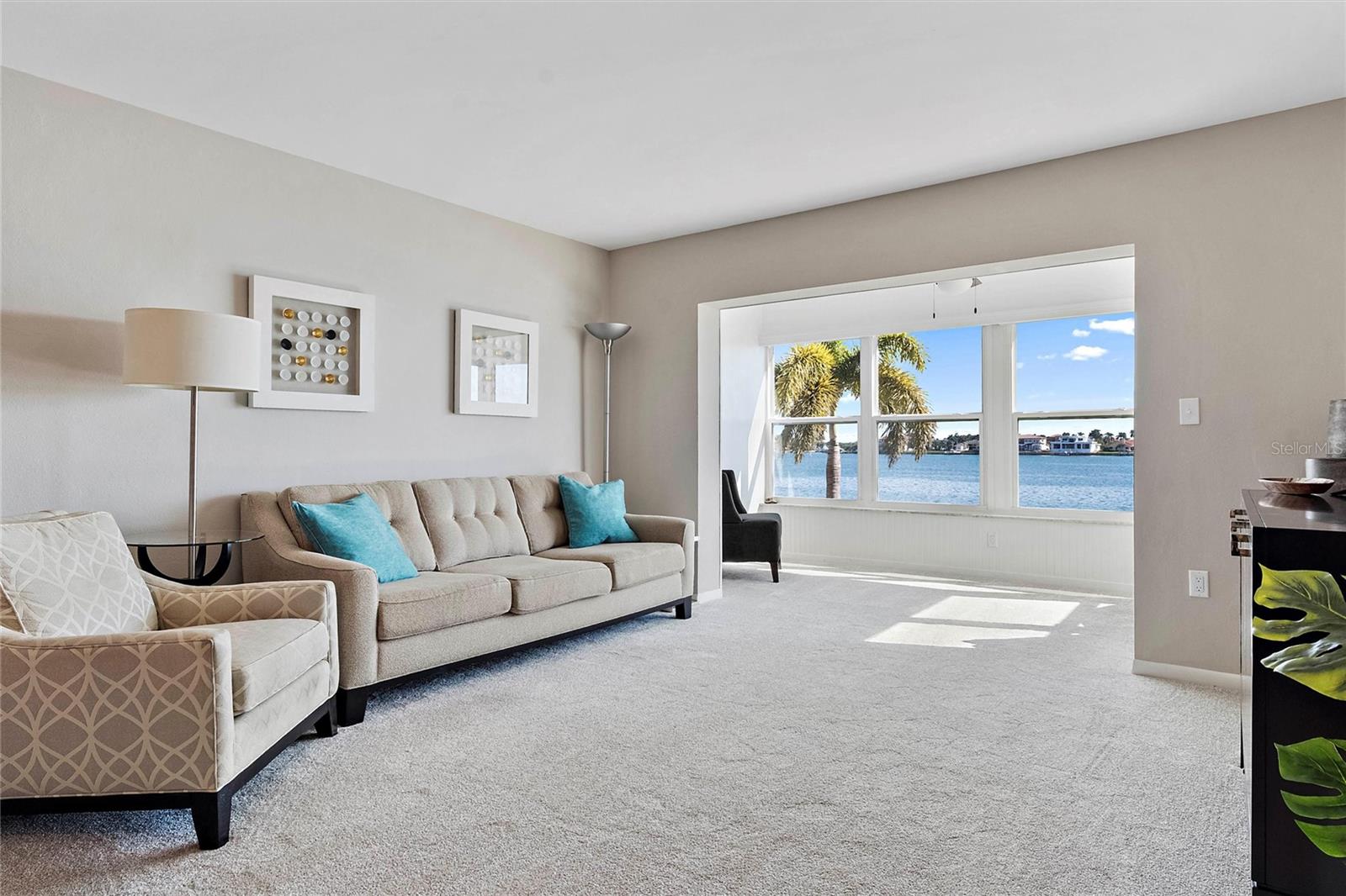 5020 BRITTANY DR S #215, ST PETERSBURG, FL, 33715