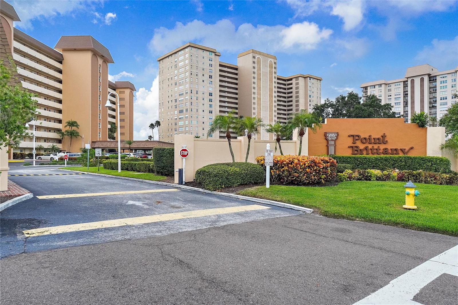 5020 BRITTANY DR S #215, ST PETERSBURG, FL, 33715