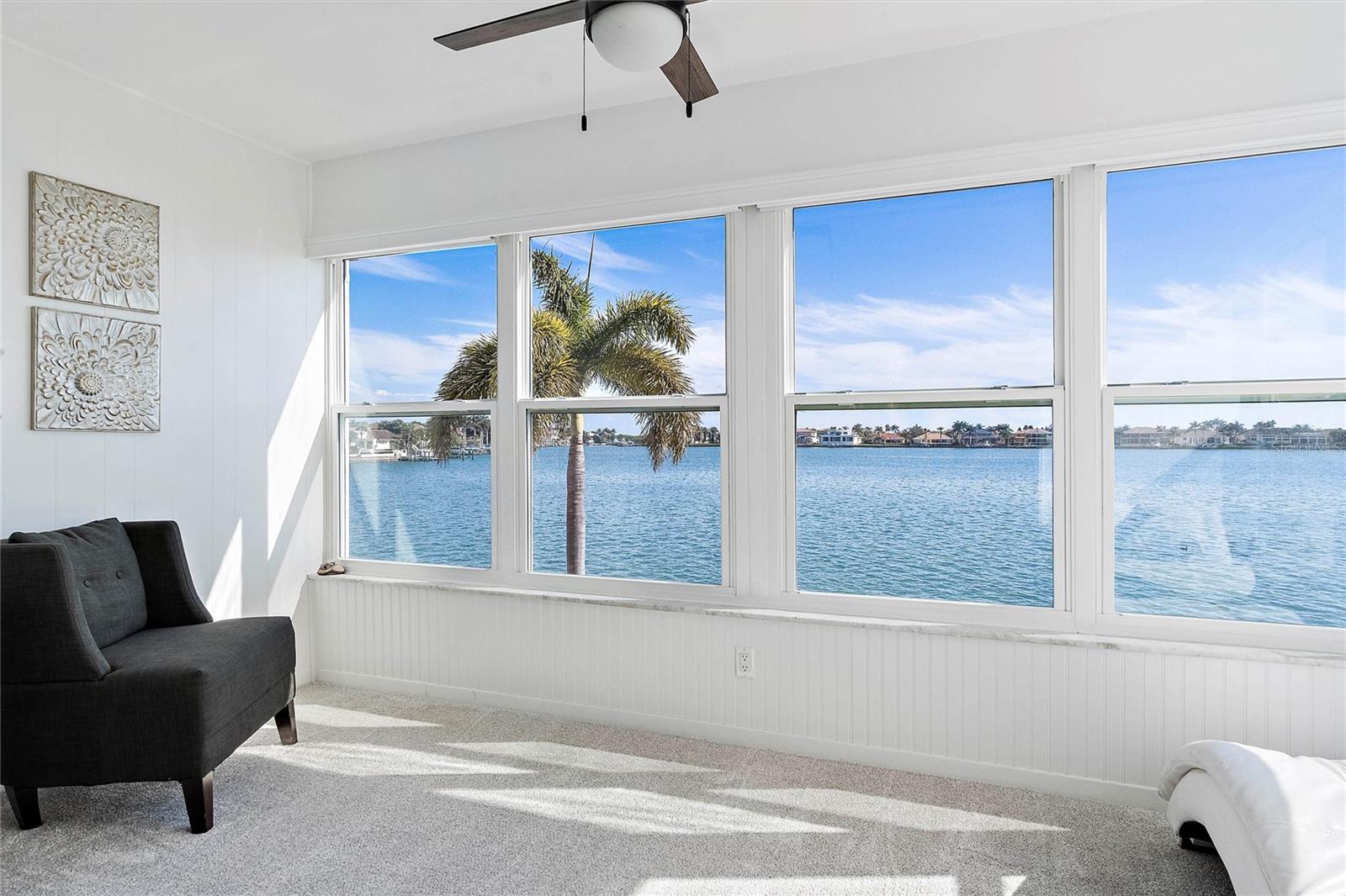 5020 BRITTANY DR S #215, ST PETERSBURG, FL, 33715