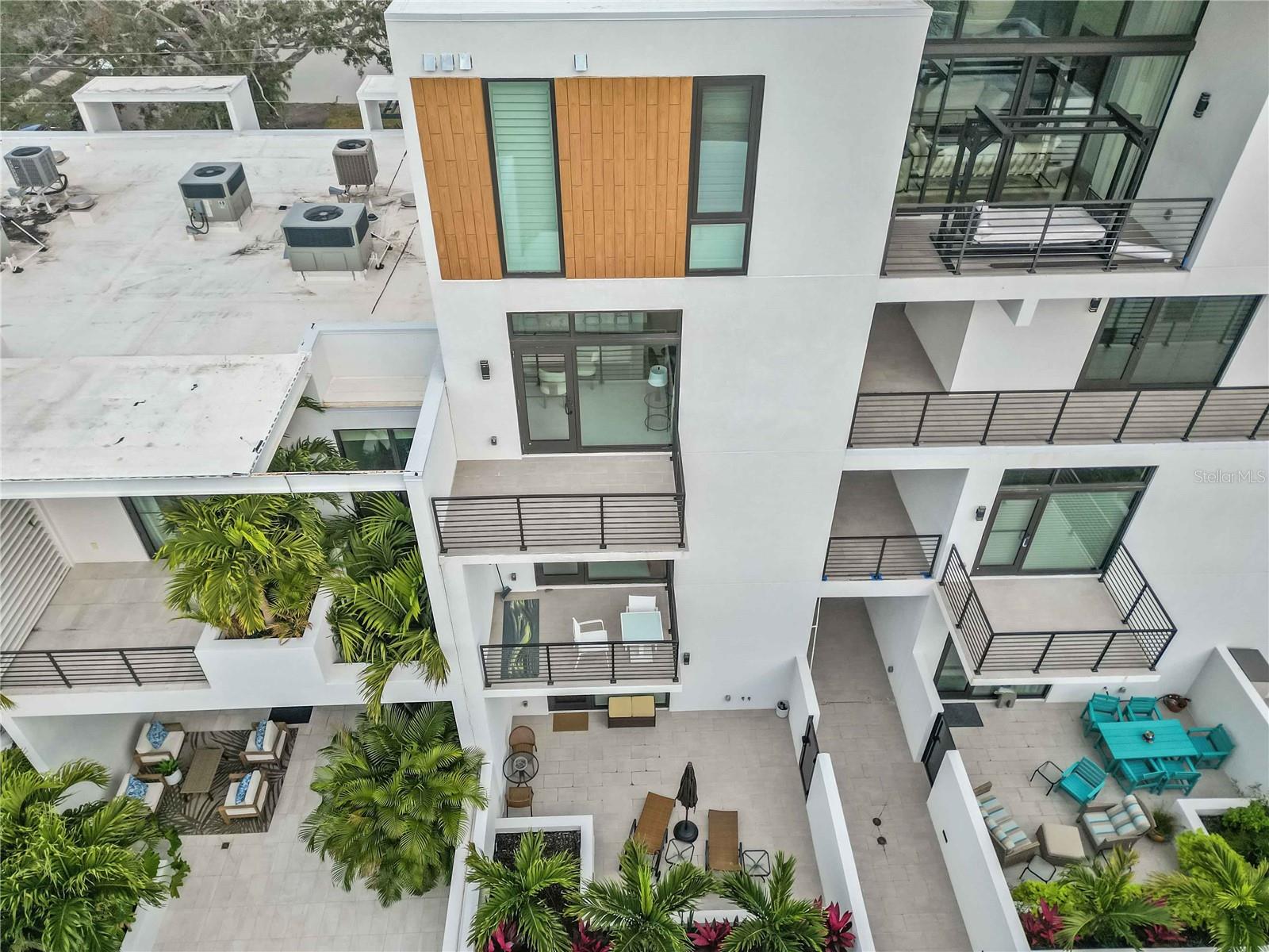1558 4TH ST #402, SARASOTA, FL, 34236