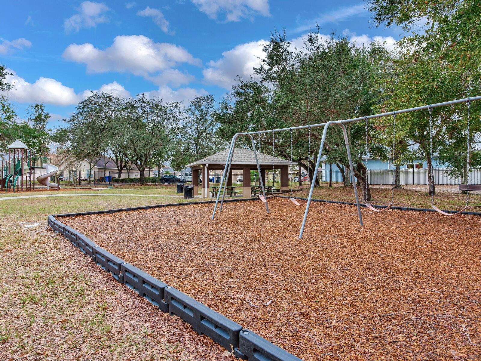 9516 CYPRESS HARBOR DR, GIBSONTON, FL, 33534