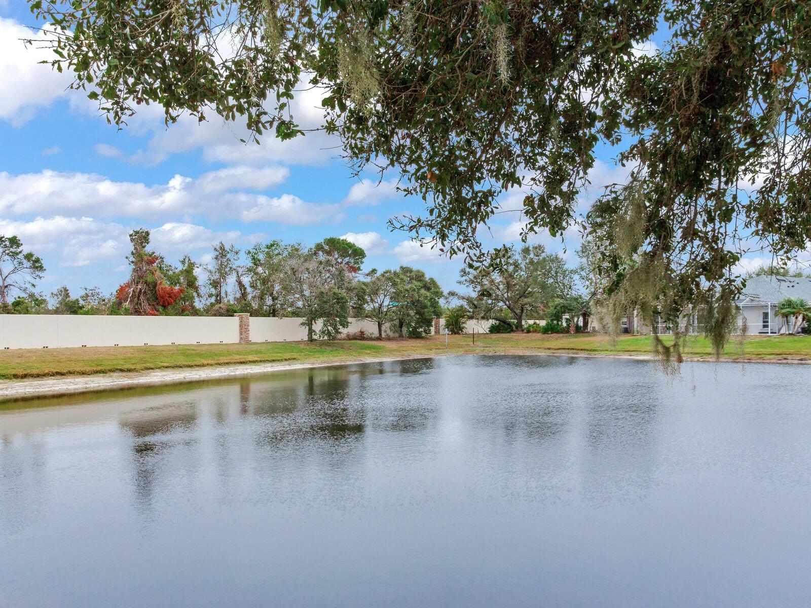 9516 CYPRESS HARBOR DR, GIBSONTON, FL, 33534