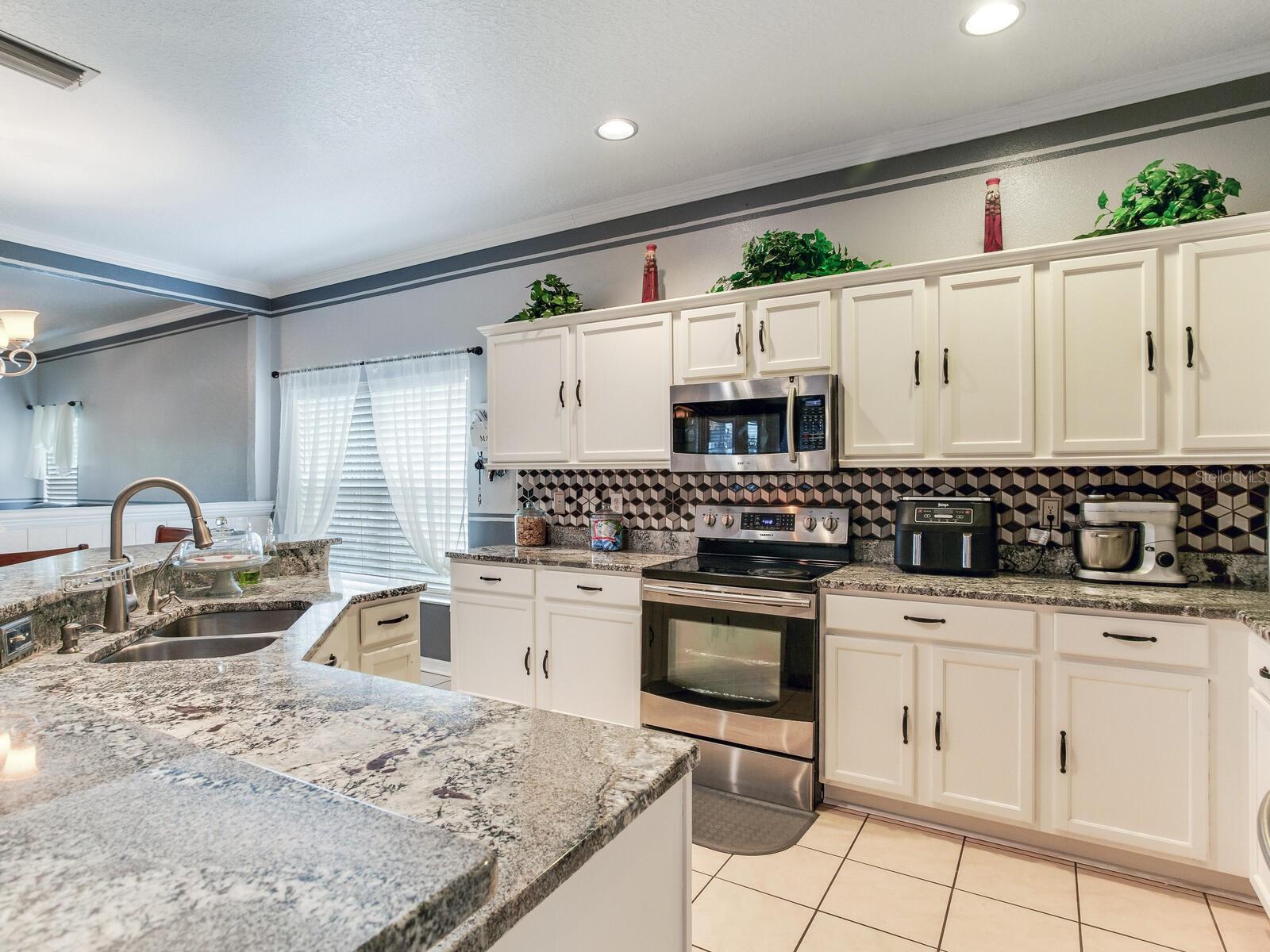 9516 CYPRESS HARBOR DR, GIBSONTON, FL, 33534
