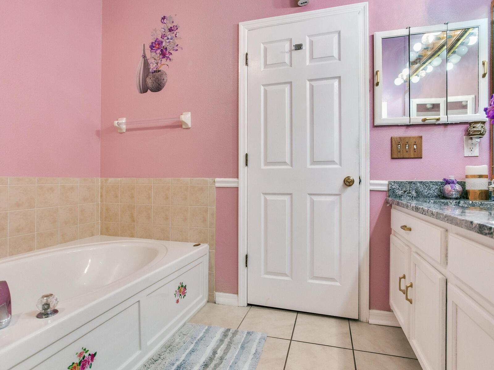 9516 CYPRESS HARBOR DR, GIBSONTON, FL, 33534