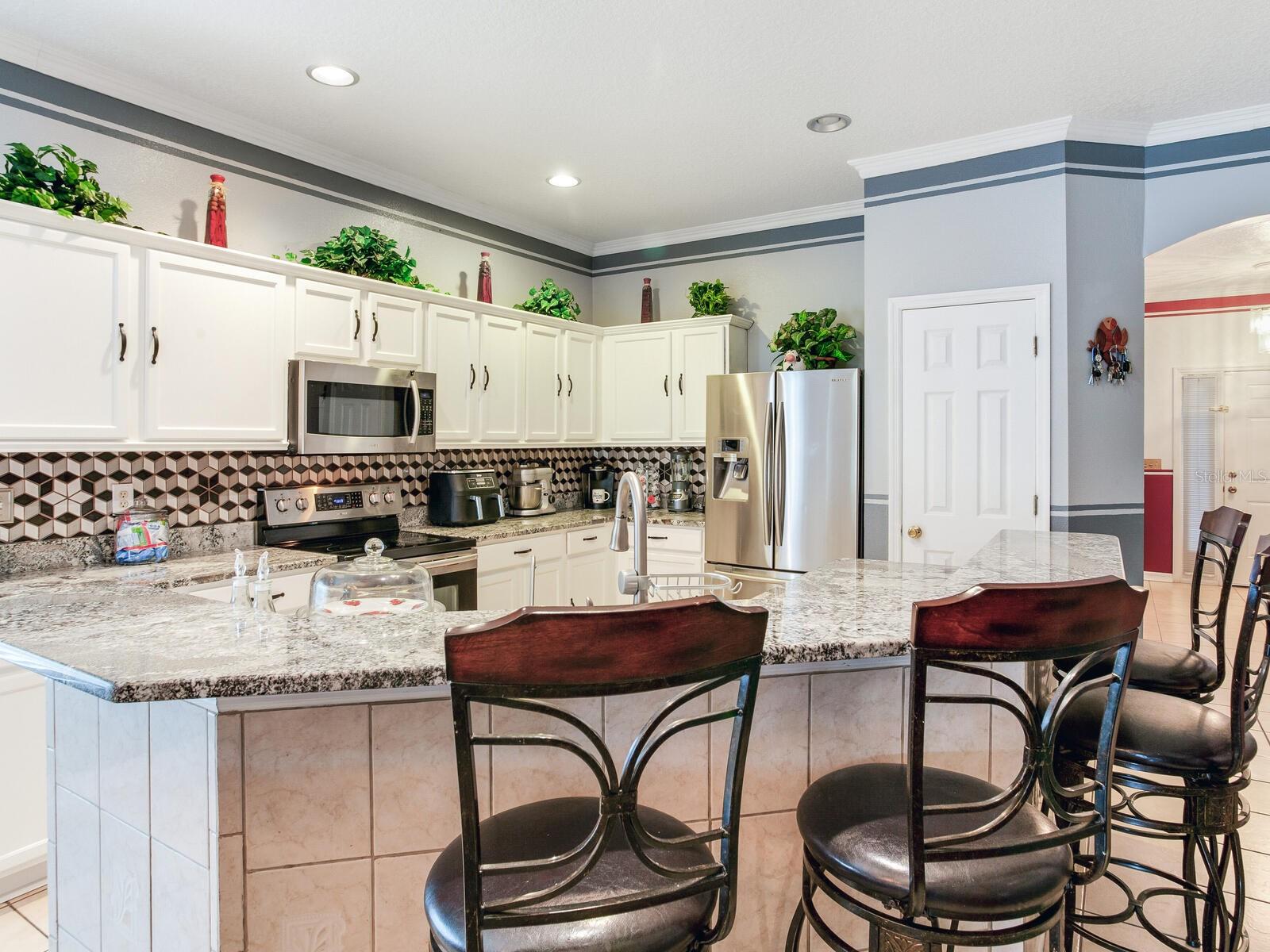 9516 CYPRESS HARBOR DR, GIBSONTON, FL, 33534