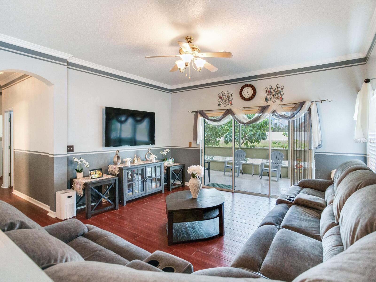 9516 CYPRESS HARBOR DR, GIBSONTON, FL, 33534