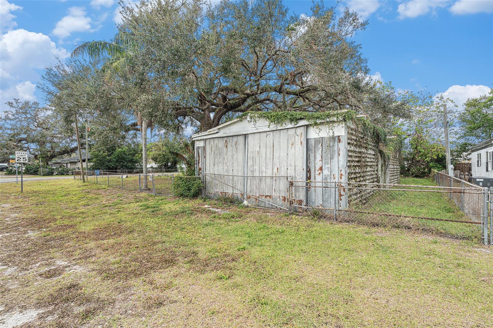 7401 MOUNT VERNON RD, TAMPA, FL, 33625