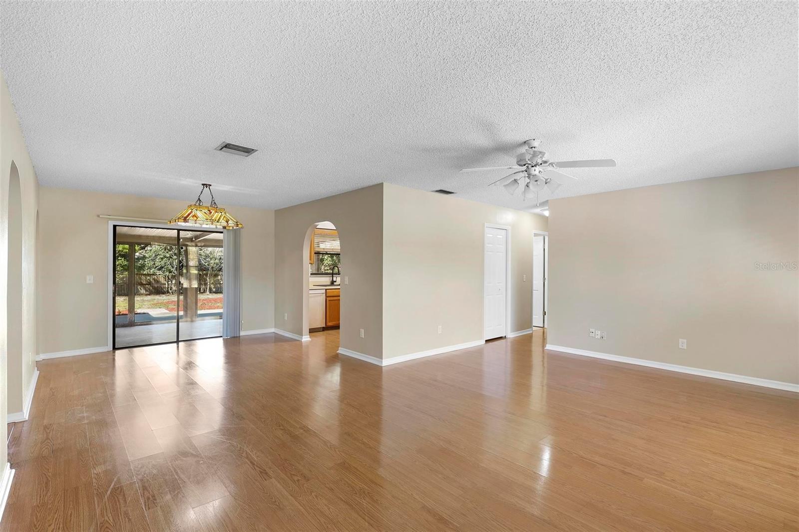 903 CRESCENT PKWY, DELAND, FL, 32724
