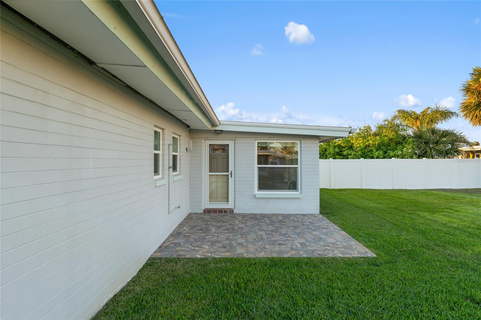 3255 LA PALOMA AVE, DAYTONA BEACH, FL, 32118