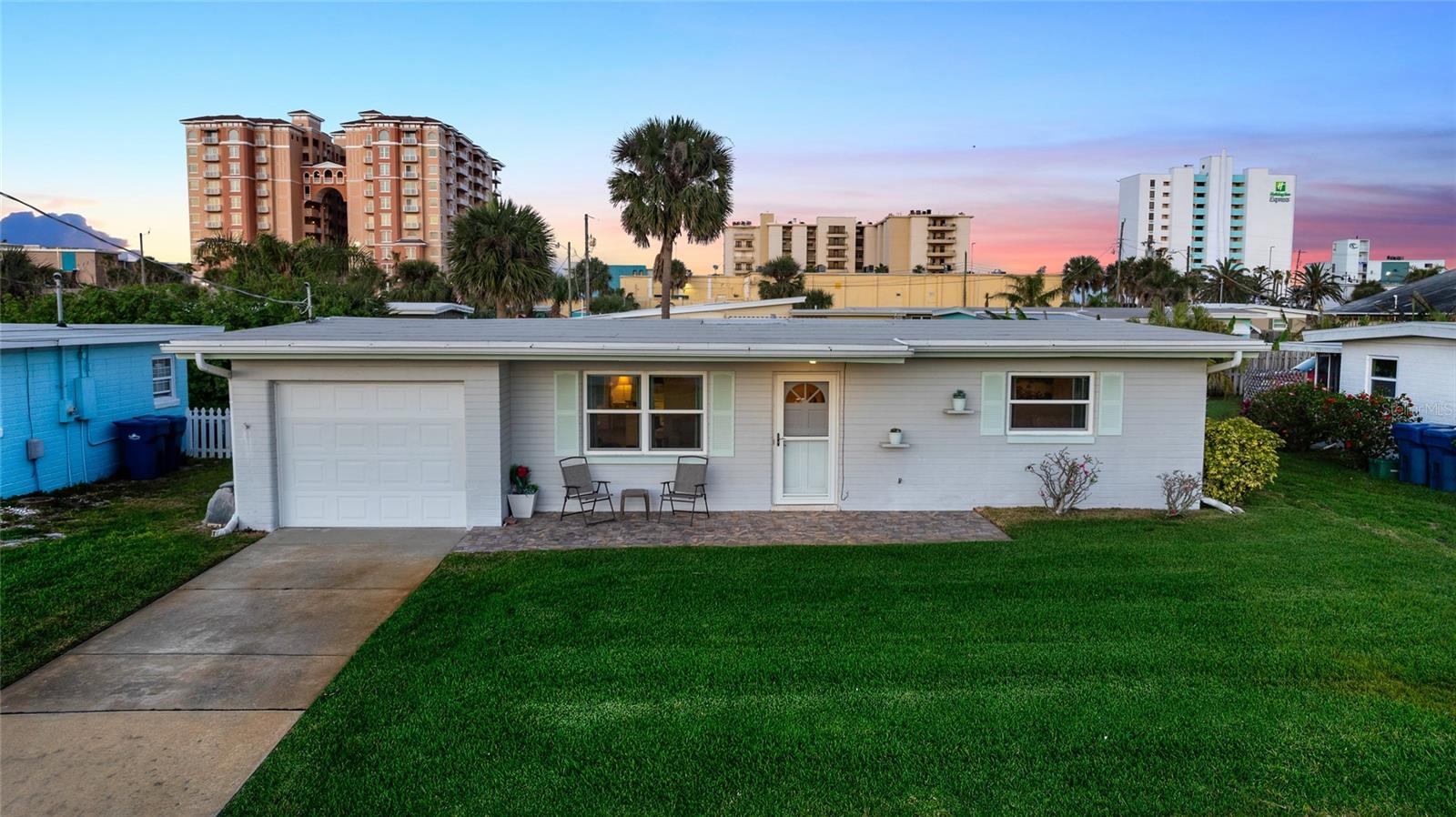 3255 LA PALOMA AVE, DAYTONA BEACH, FL, 32118