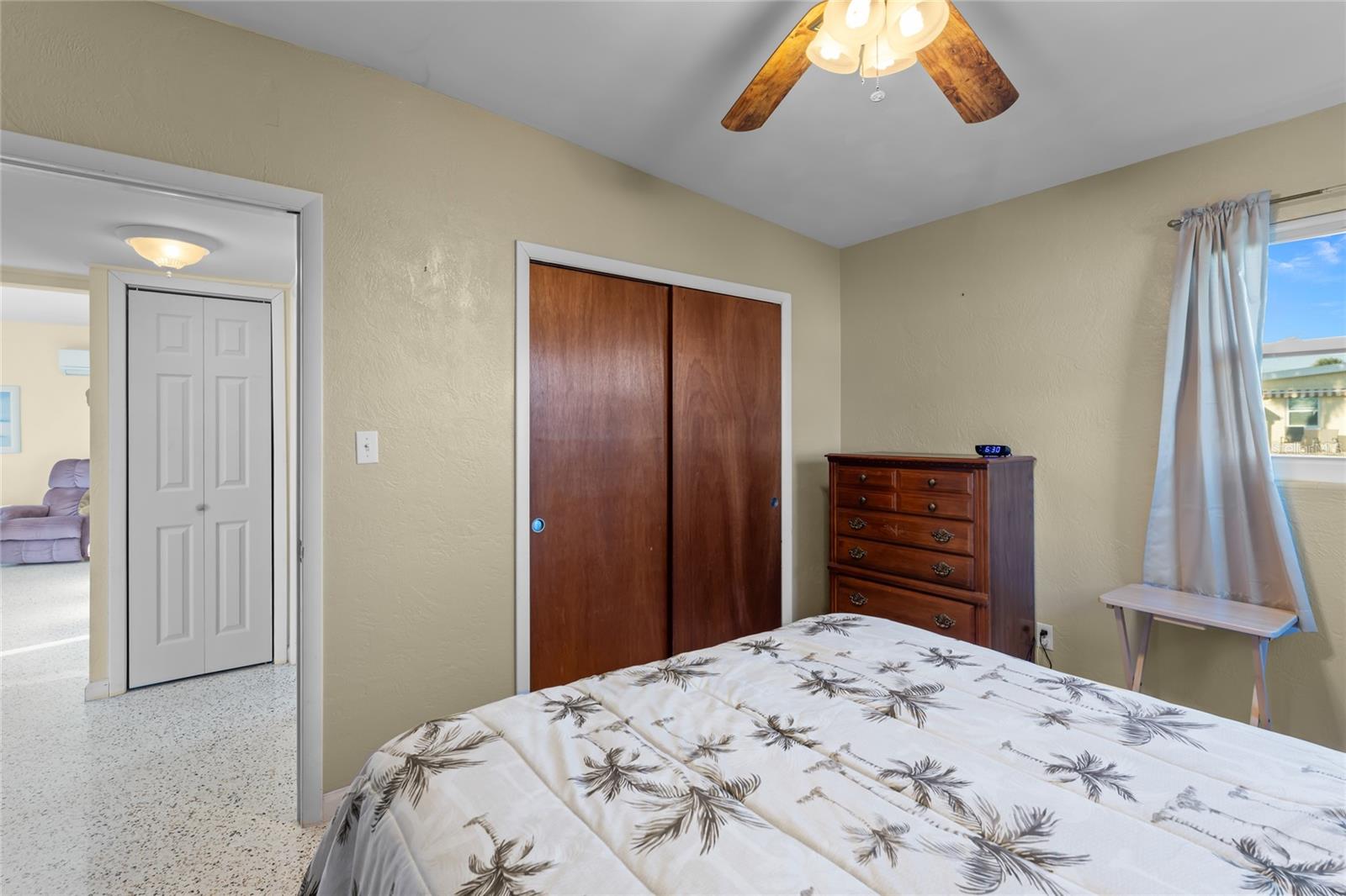 3255 LA PALOMA AVE, DAYTONA BEACH, FL, 32118