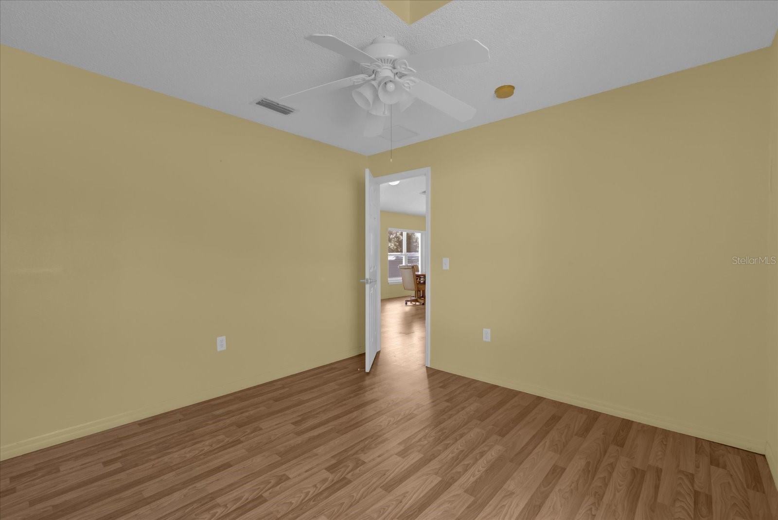 38100 RICKER DR, LADY LAKE, FL, 32159