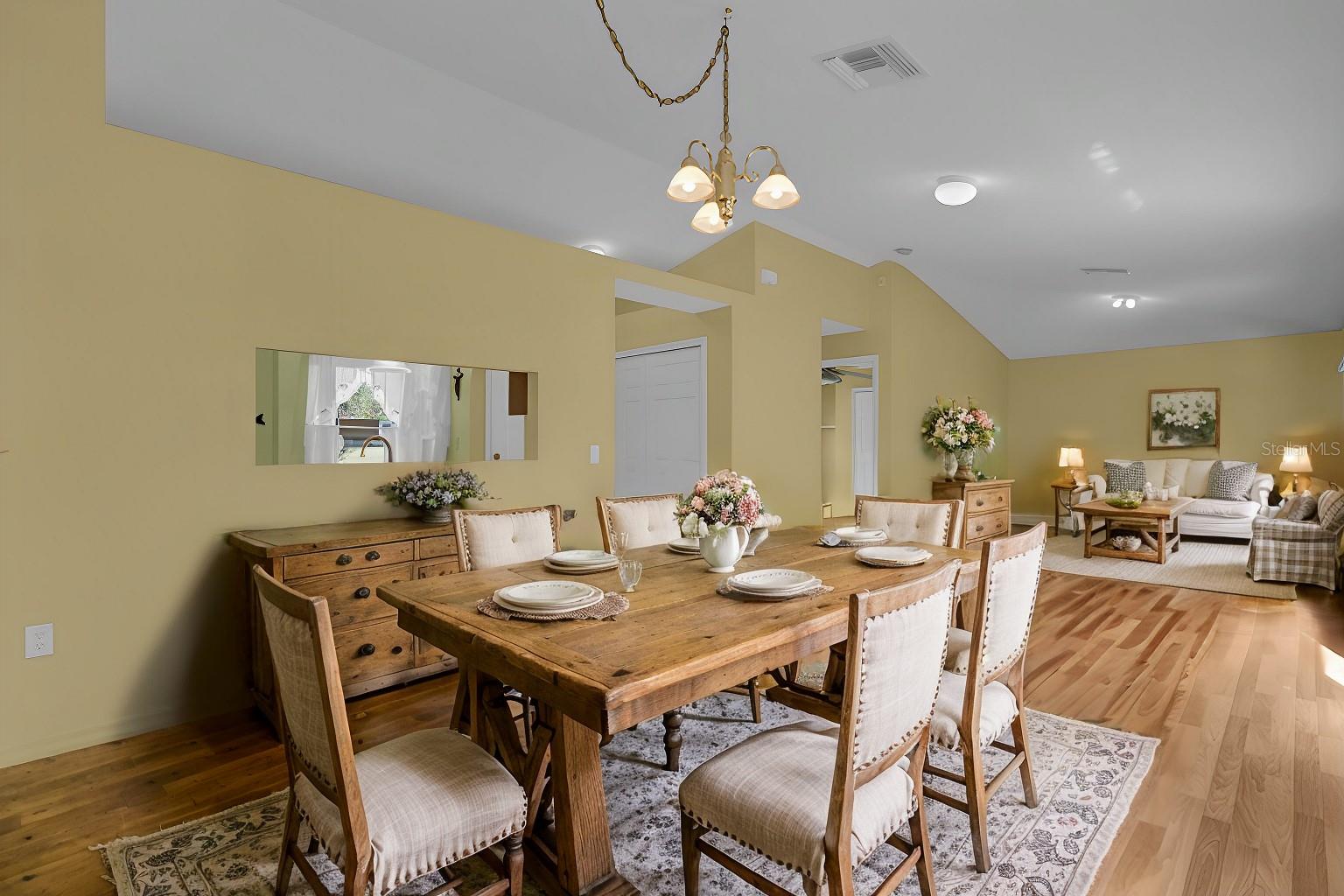38100 RICKER DR, LADY LAKE, FL, 32159