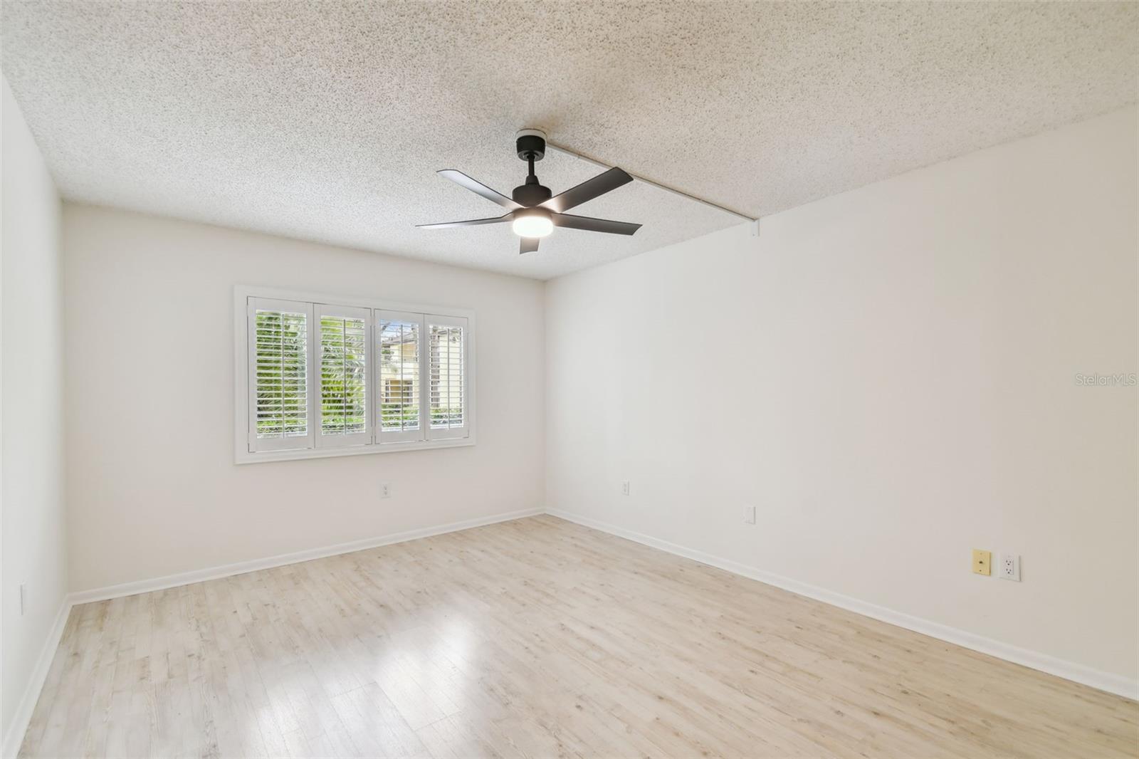 13602 S VILLAGE DR #1112, TAMPA, FL, 33618