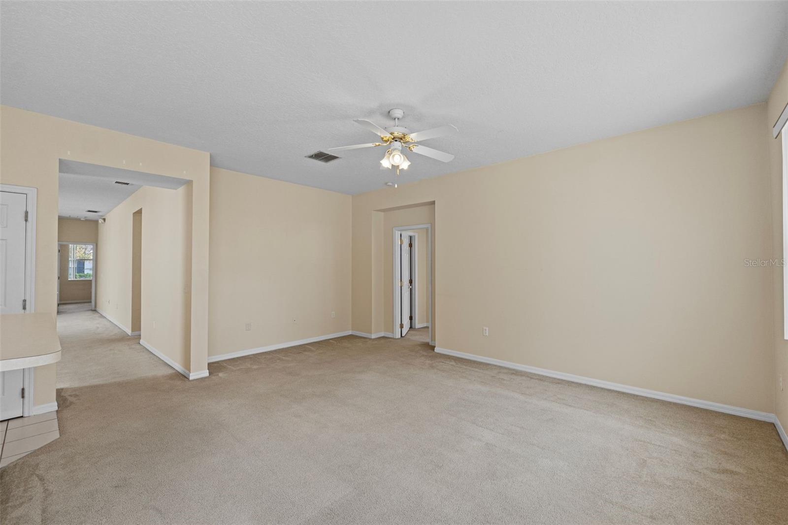 319 SAND RIDGE DR, DAVENPORT, FL, 33896