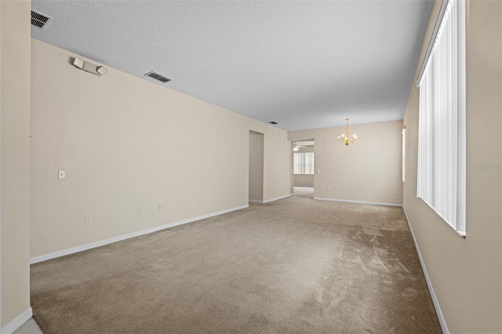 319 SAND RIDGE DR, DAVENPORT, FL, 33896