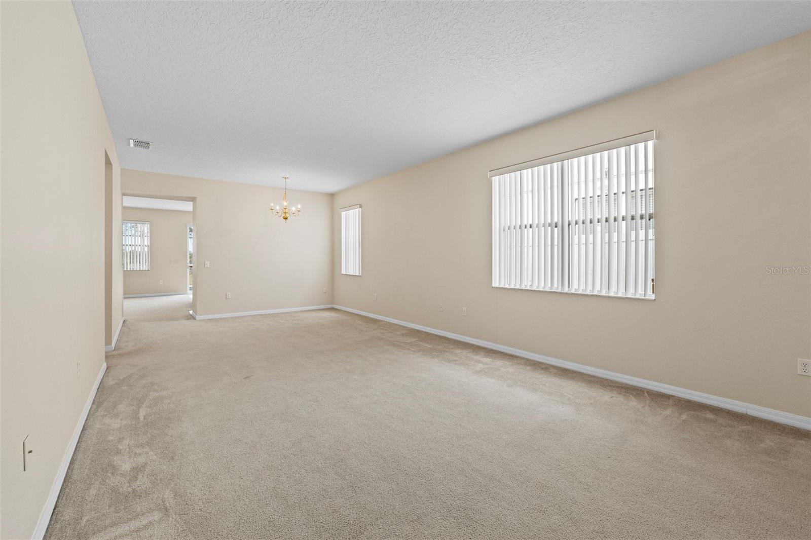 319 SAND RIDGE DR, DAVENPORT, FL, 33896