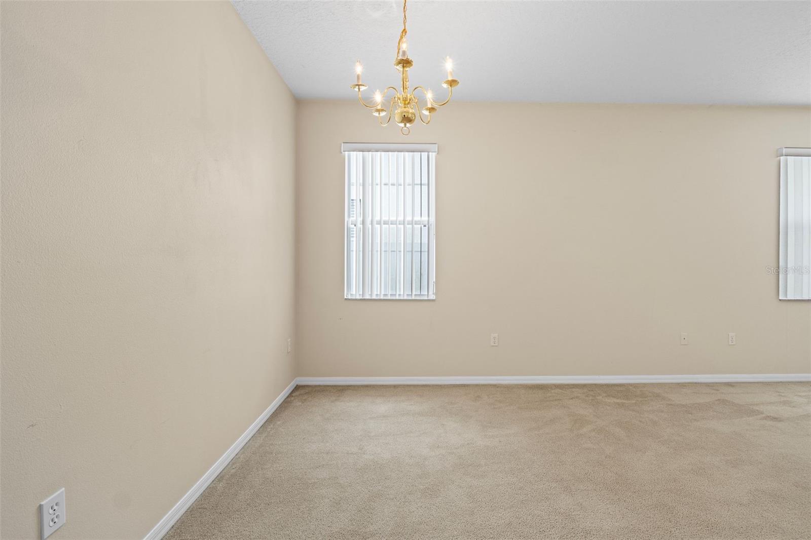 319 SAND RIDGE DR, DAVENPORT, FL, 33896