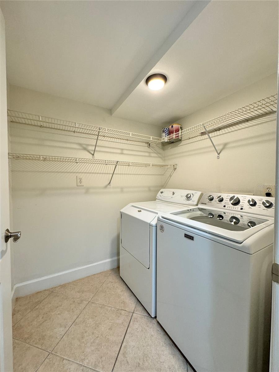 808 3RD AVE W #301, BRADENTON, FL, 34205