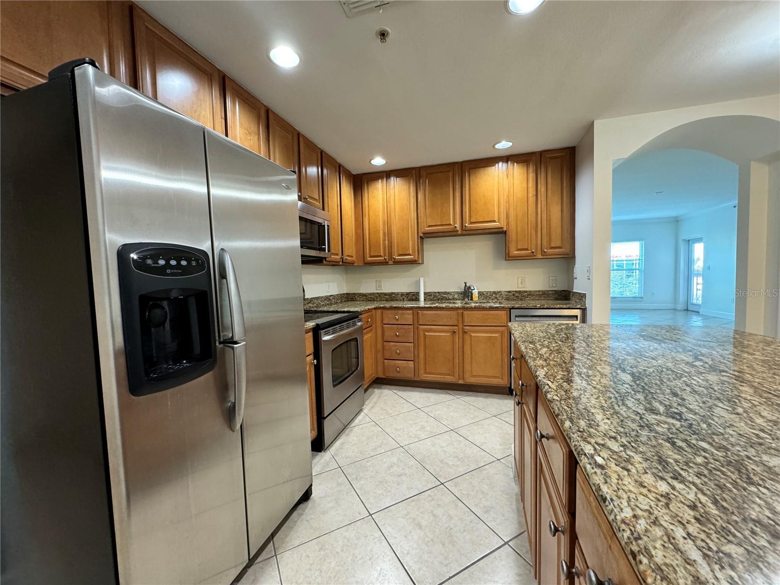 808 3RD AVE W #301, BRADENTON, FL, 34205