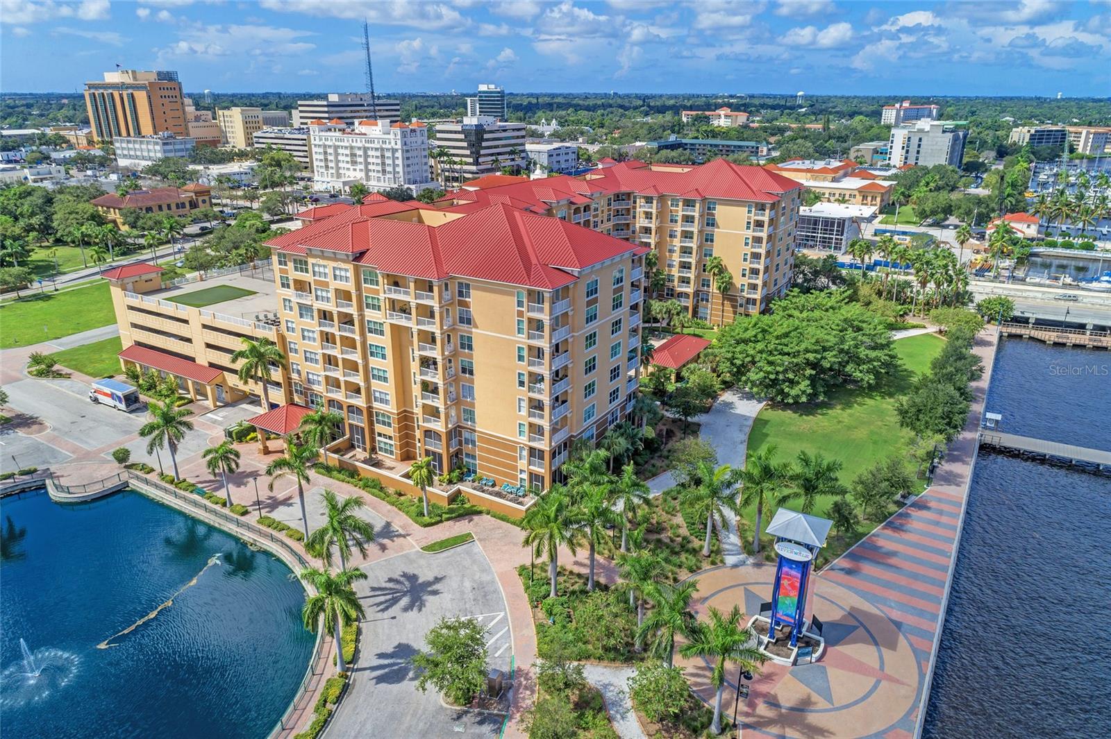 808 3RD AVE W #301, BRADENTON, FL, 34205
