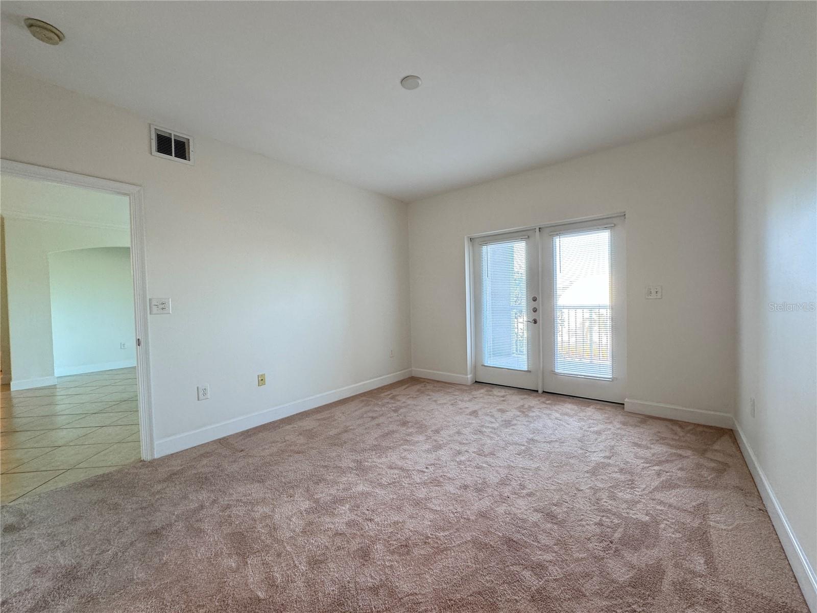 808 3RD AVE W #301, BRADENTON, FL, 34205
