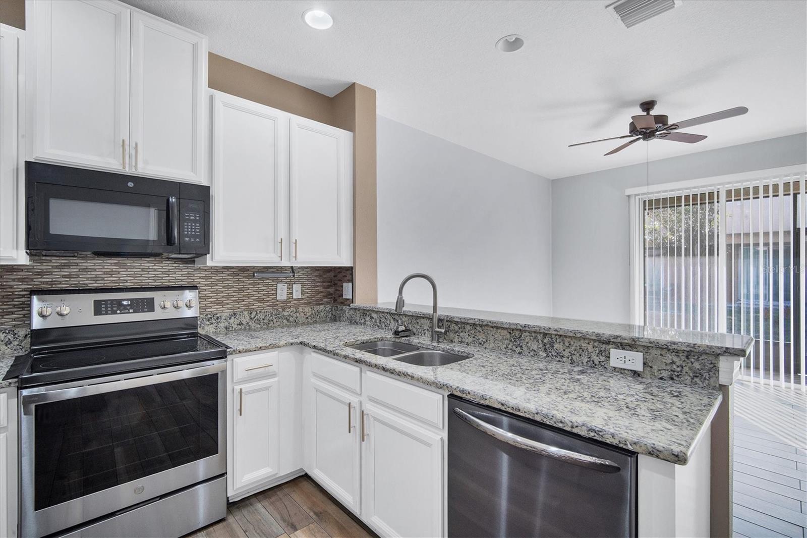 7041 SPOTTED DEER PL, RIVERVIEW, FL, 33569