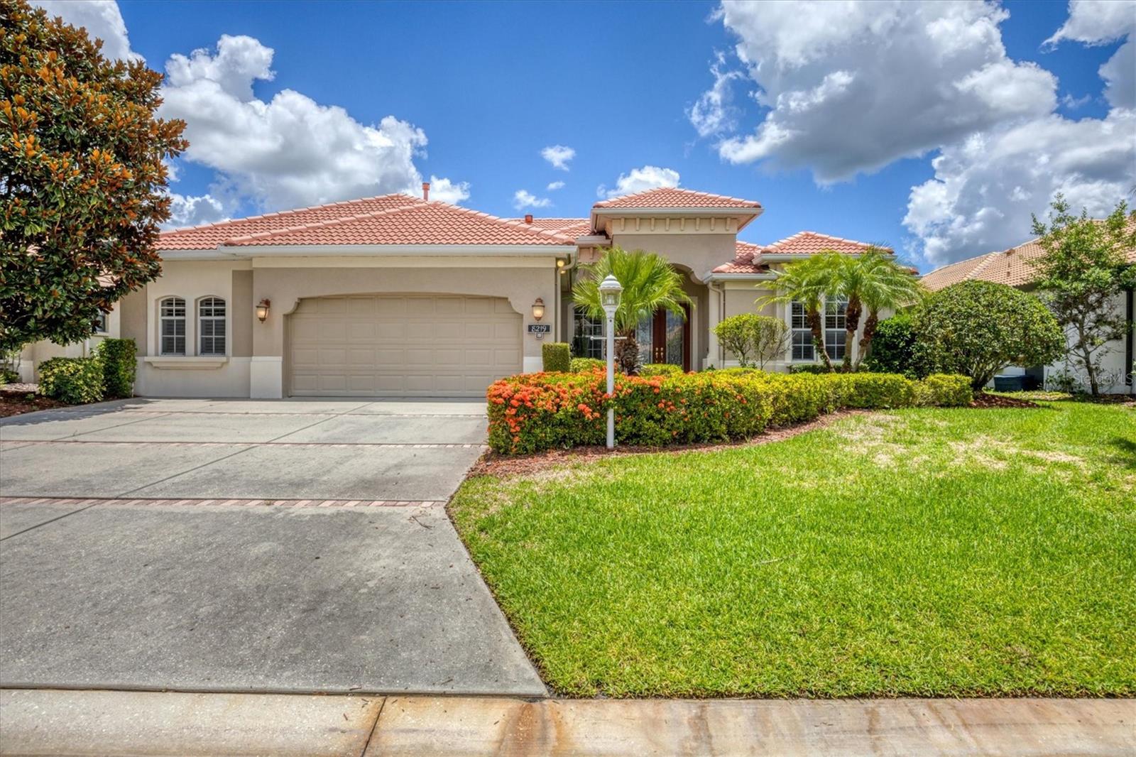 8219 CHAMPIONSHIP CT, LAKEWOOD RANCH, FL, 34202