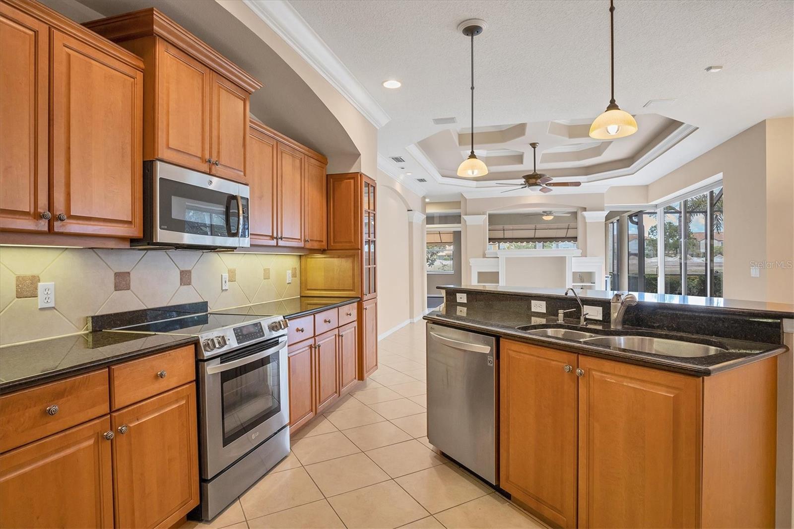 8219 CHAMPIONSHIP CT, LAKEWOOD RANCH, FL, 34202