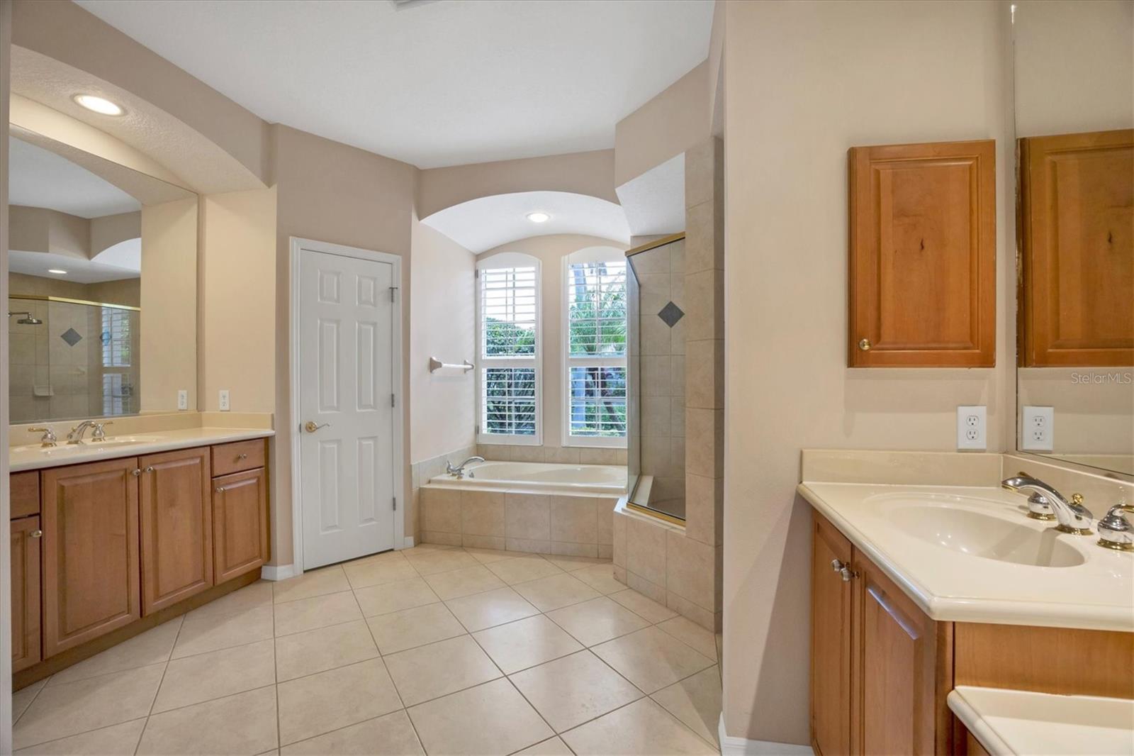 8219 CHAMPIONSHIP CT, LAKEWOOD RANCH, FL, 34202