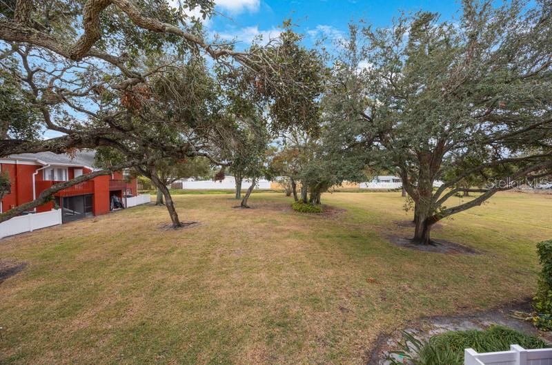 1290 83RD AVE N #D, ST PETERSBURG, FL, 33702