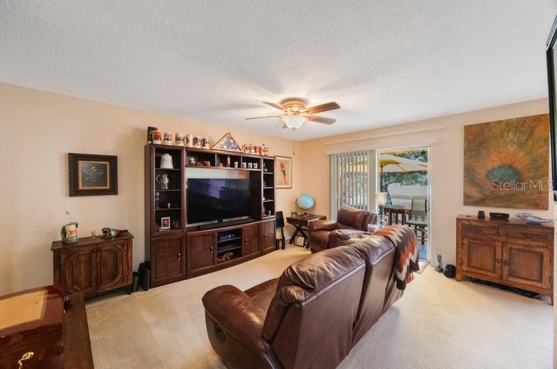 1290 83RD AVE N #D, ST PETERSBURG, FL, 33702