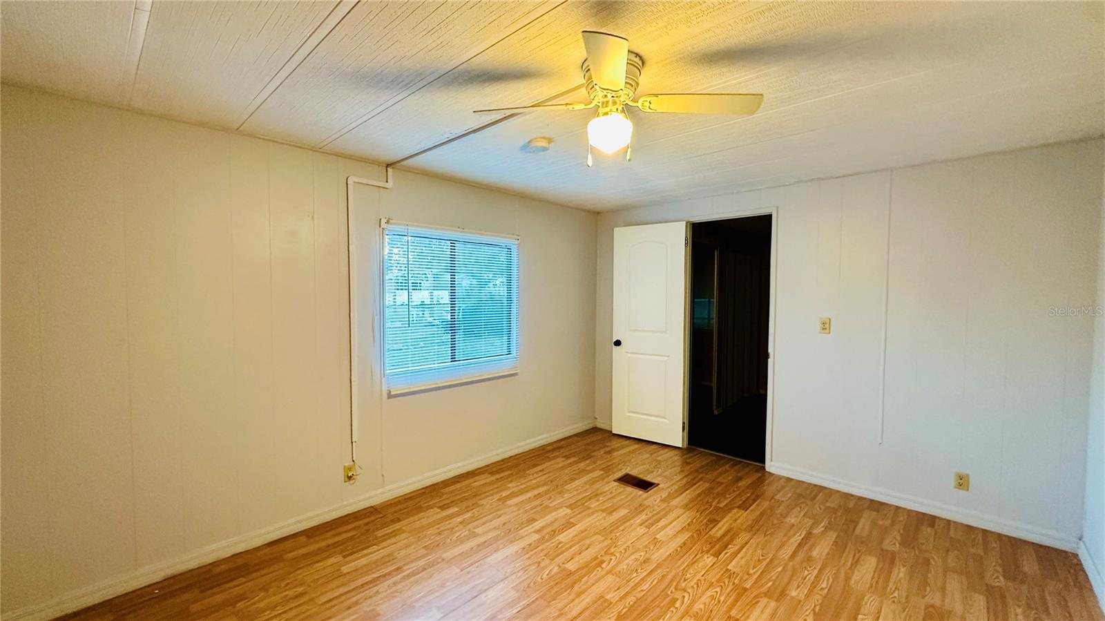 5443 GOLDEN GATE BLVD, POLK CITY, FL, 33868