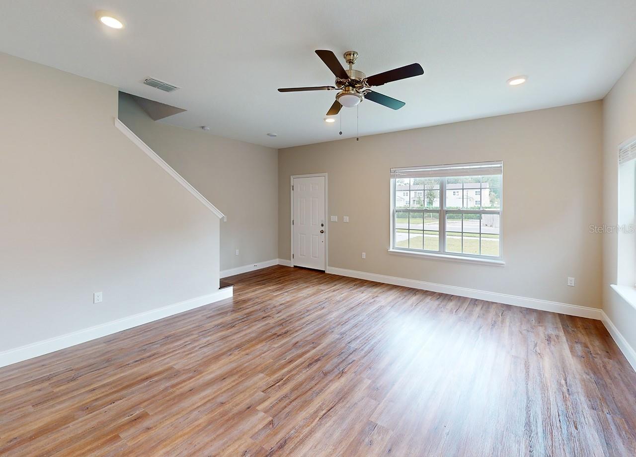 142 ELEVEN OAKS CIR #White Oak, EUSTIS, FL, 32726