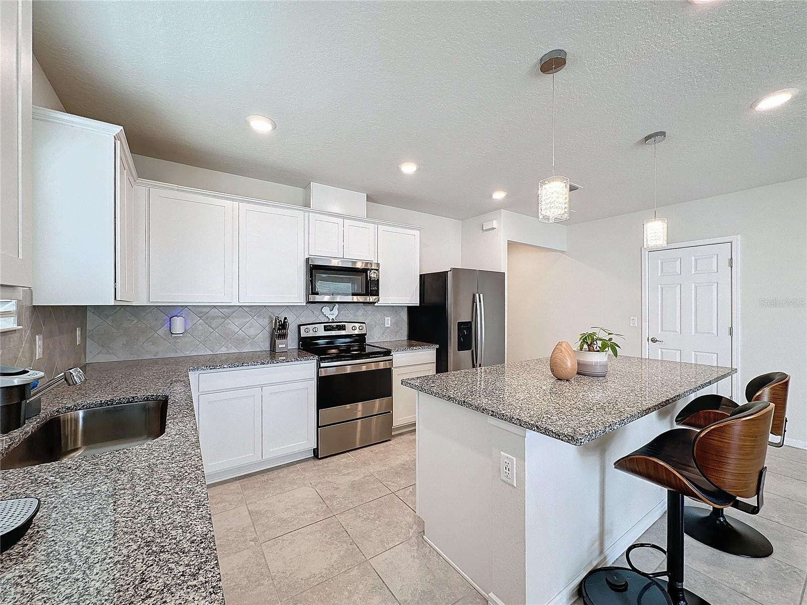 1623 ASPEN AVE, DAVENPORT, FL, 33837