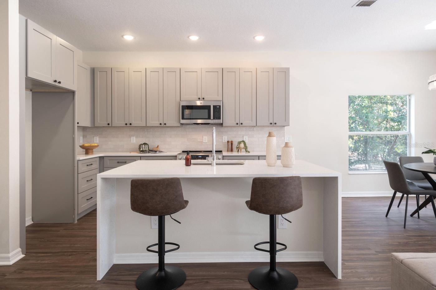 14217 SAPPHIRE BAY CIR, ORLANDO, FL, 32828