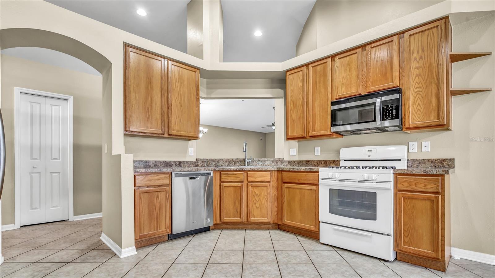 7612 WILTSHIRE PARK PL, APOLLO BEACH, FL, 33572