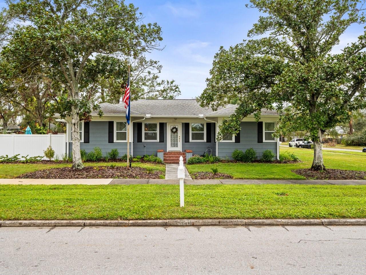 320 N MADISON AVE, CLEARWATER, FL, 33755