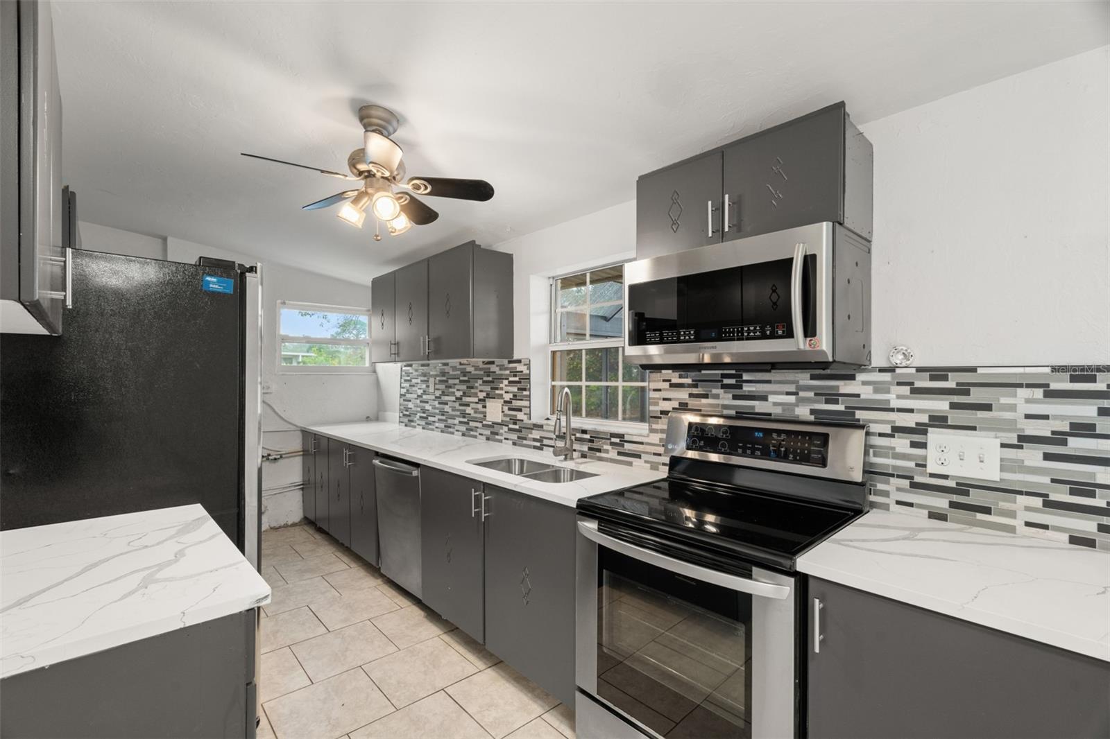 4042 RADNOR PL, SARASOTA, FL, 34233