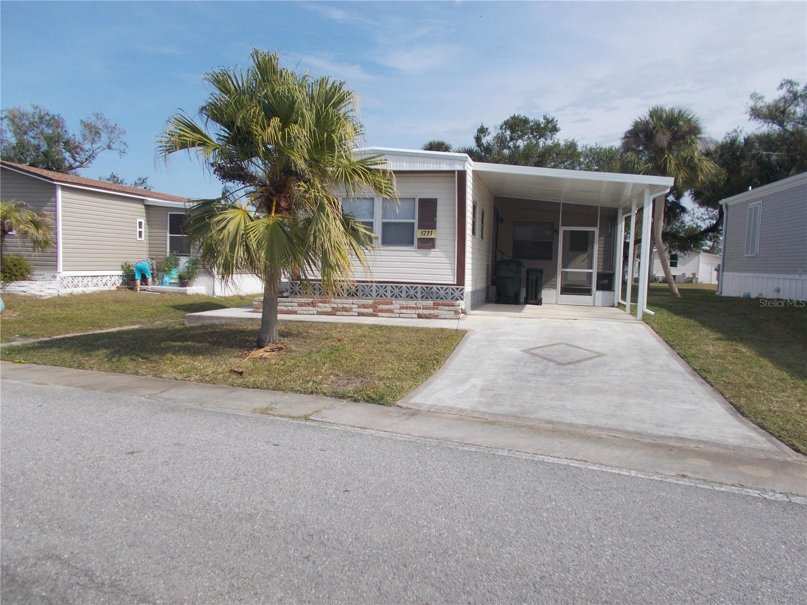 5733 HOLIDAY PARK BLVD, NORTH PORT, FL, 34287