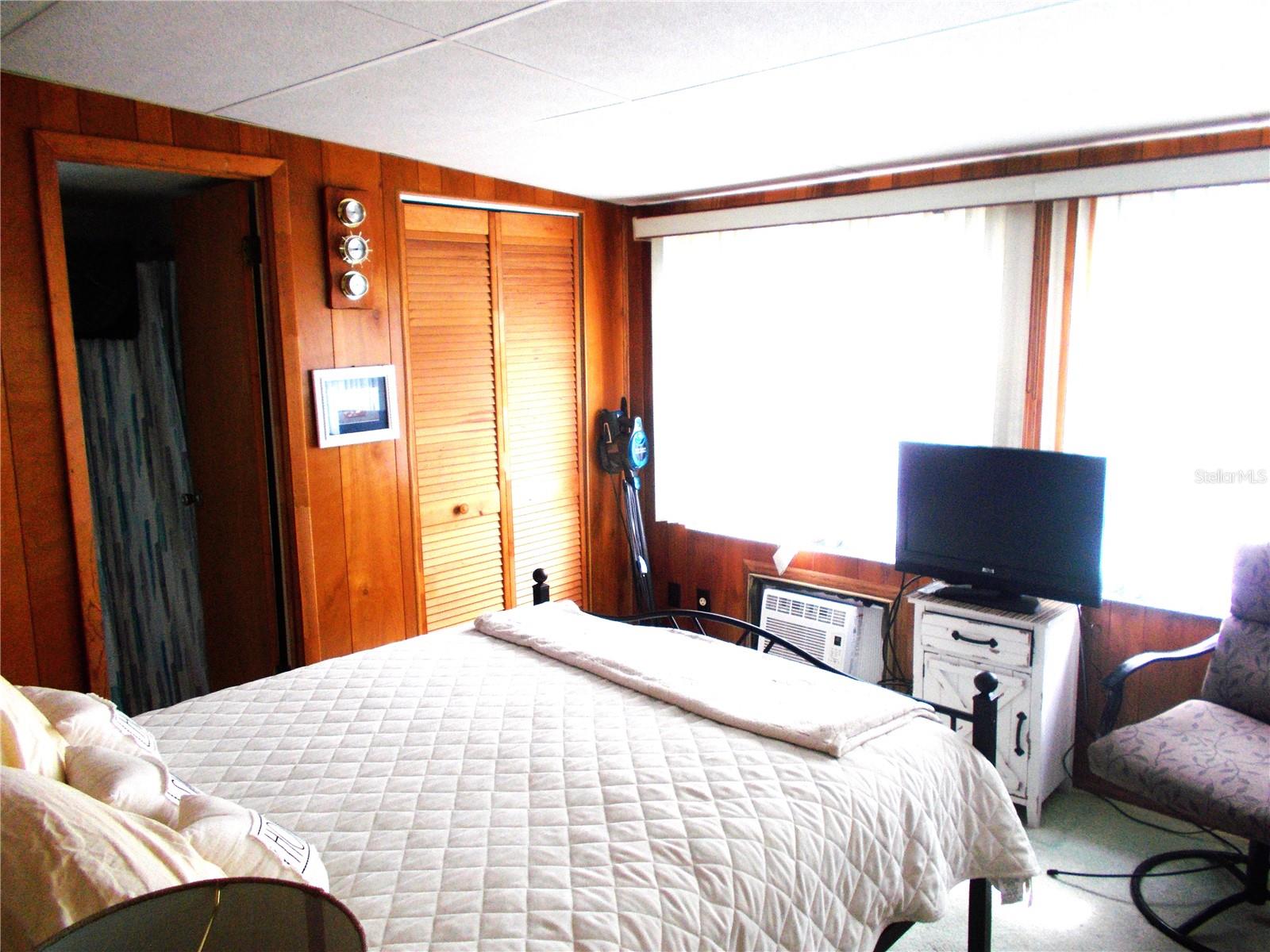 5733 HOLIDAY PARK BLVD, NORTH PORT, FL, 34287