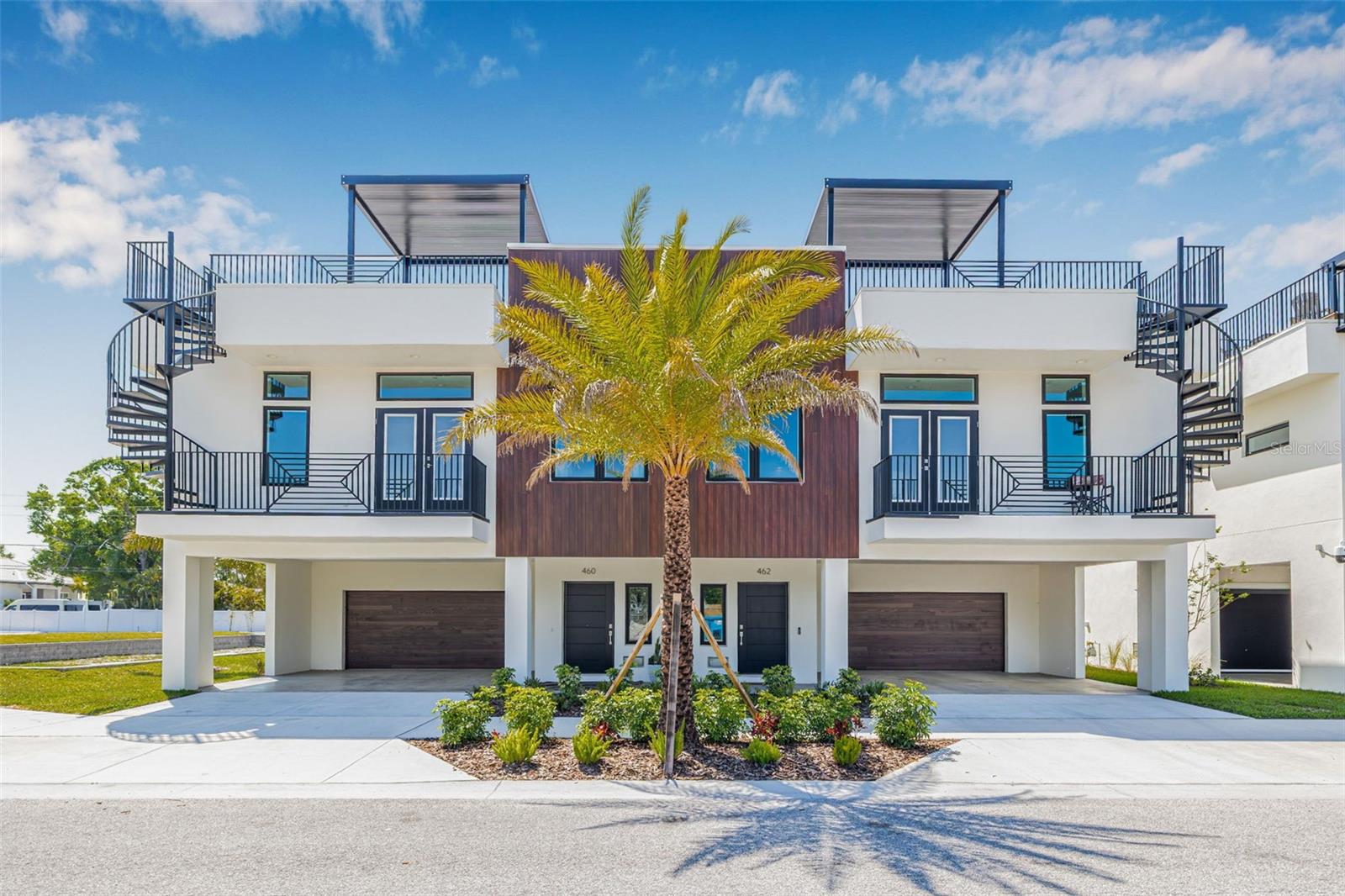 460 87TH AVENUE NORTH, ST PETERSBURG, FL, 33702