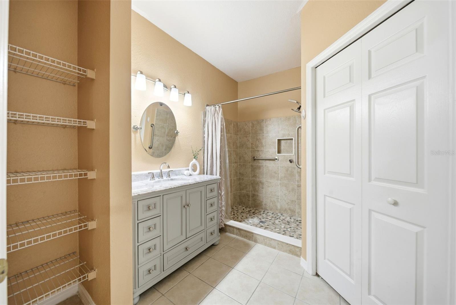 6663 QUEENS BOROUGH AVE #108, ORLANDO, FL, 32835