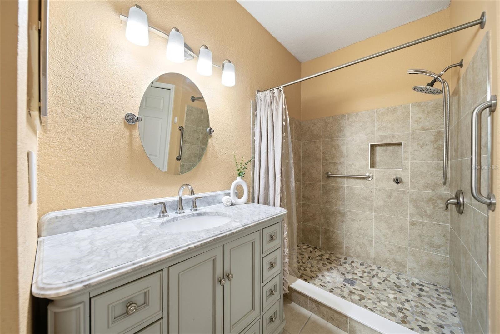 6663 QUEENS BOROUGH AVE #108, ORLANDO, FL, 32835