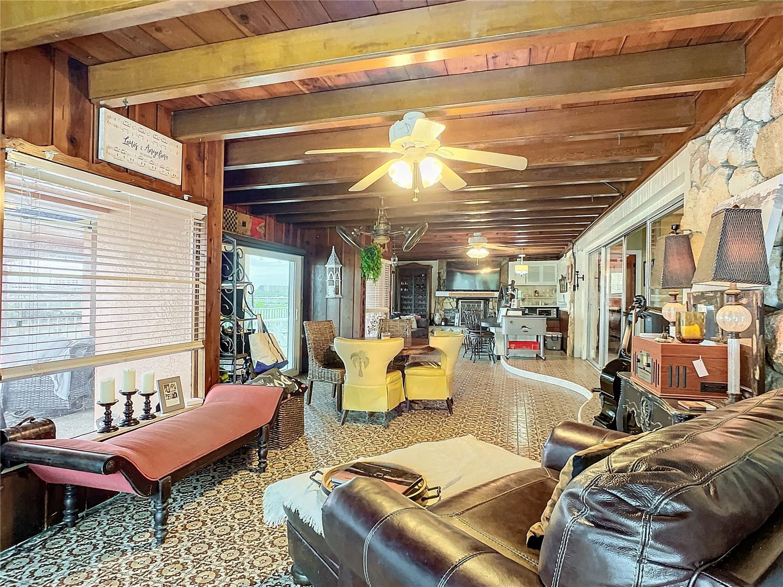 2 RICHMOND DR, NEW SMYRNA BEACH, FL, 32169