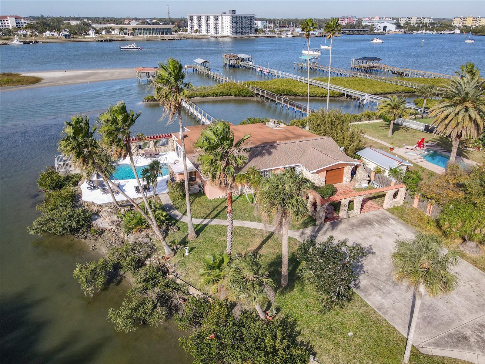 2 RICHMOND DR, NEW SMYRNA BEACH, FL, 32169