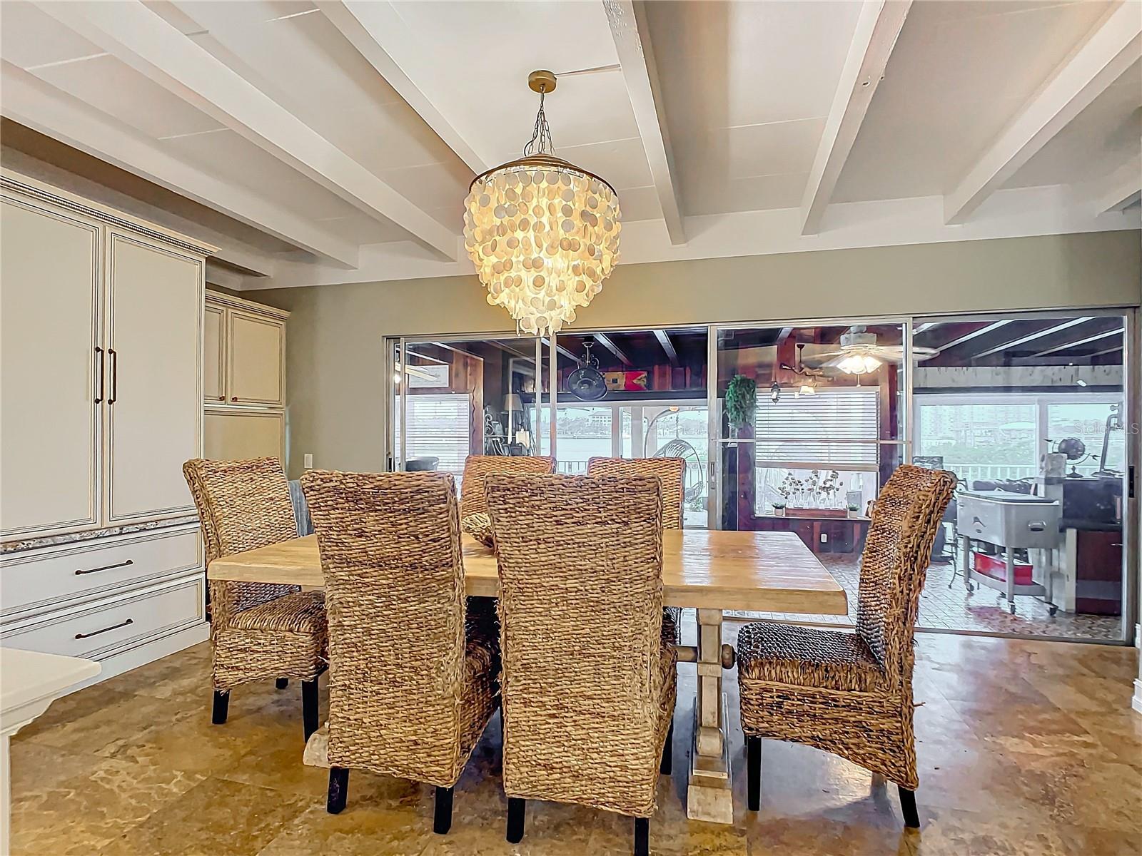 2 RICHMOND DR, NEW SMYRNA BEACH, FL, 32169