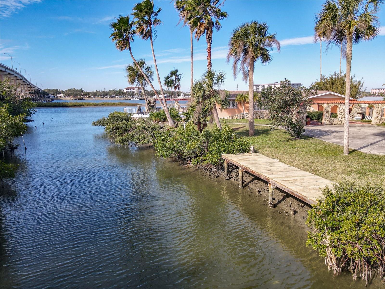 2 RICHMOND DR, NEW SMYRNA BEACH, FL, 32169