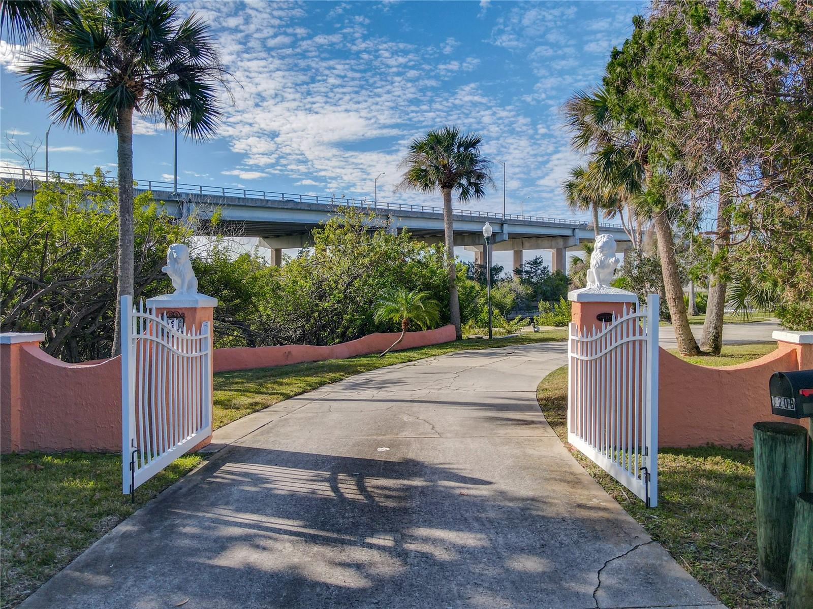 2 RICHMOND DR, NEW SMYRNA BEACH, FL, 32169
