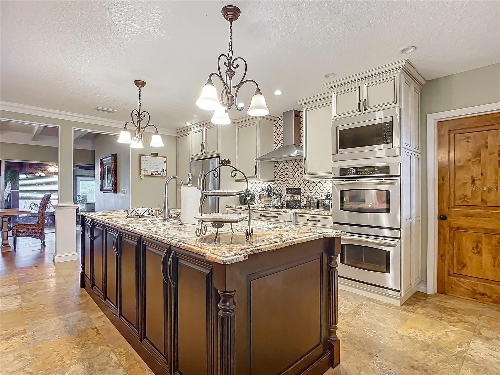 2 RICHMOND DR, NEW SMYRNA BEACH, FL, 32169